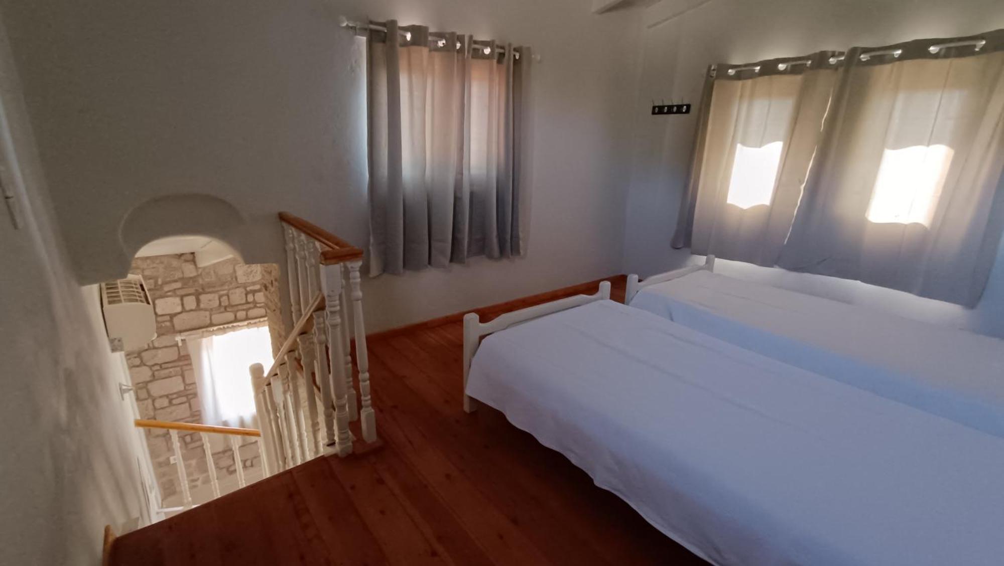 Lesvos Tower House Komninos Sígrion Екстериор снимка