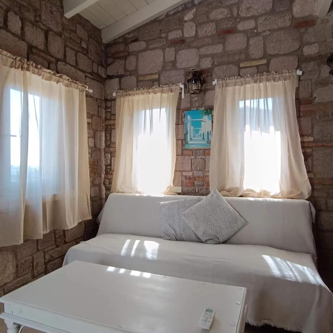 Lesvos Tower House Komninos Sígrion Екстериор снимка