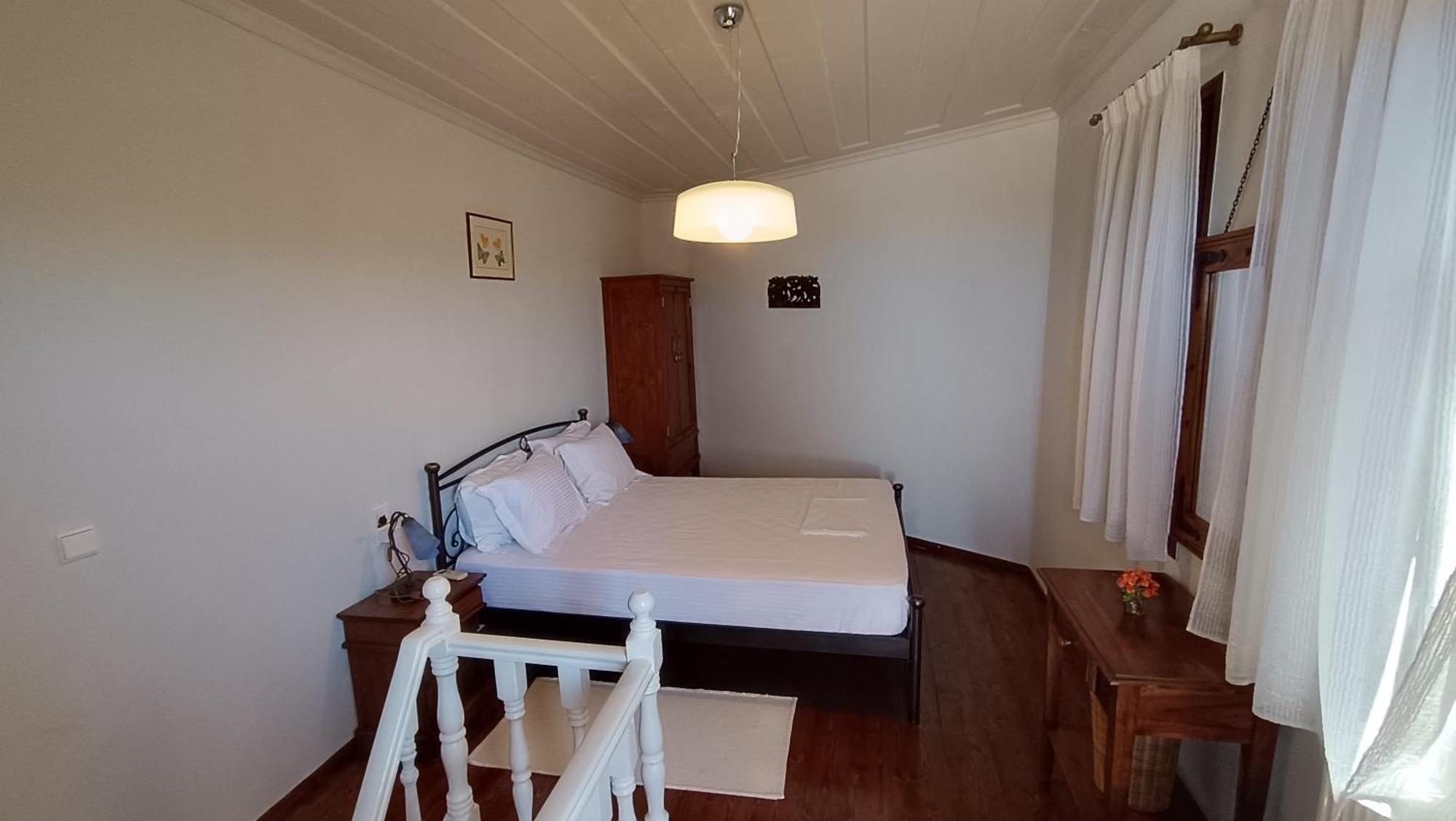 Lesvos Tower House Komninos Sígrion Екстериор снимка