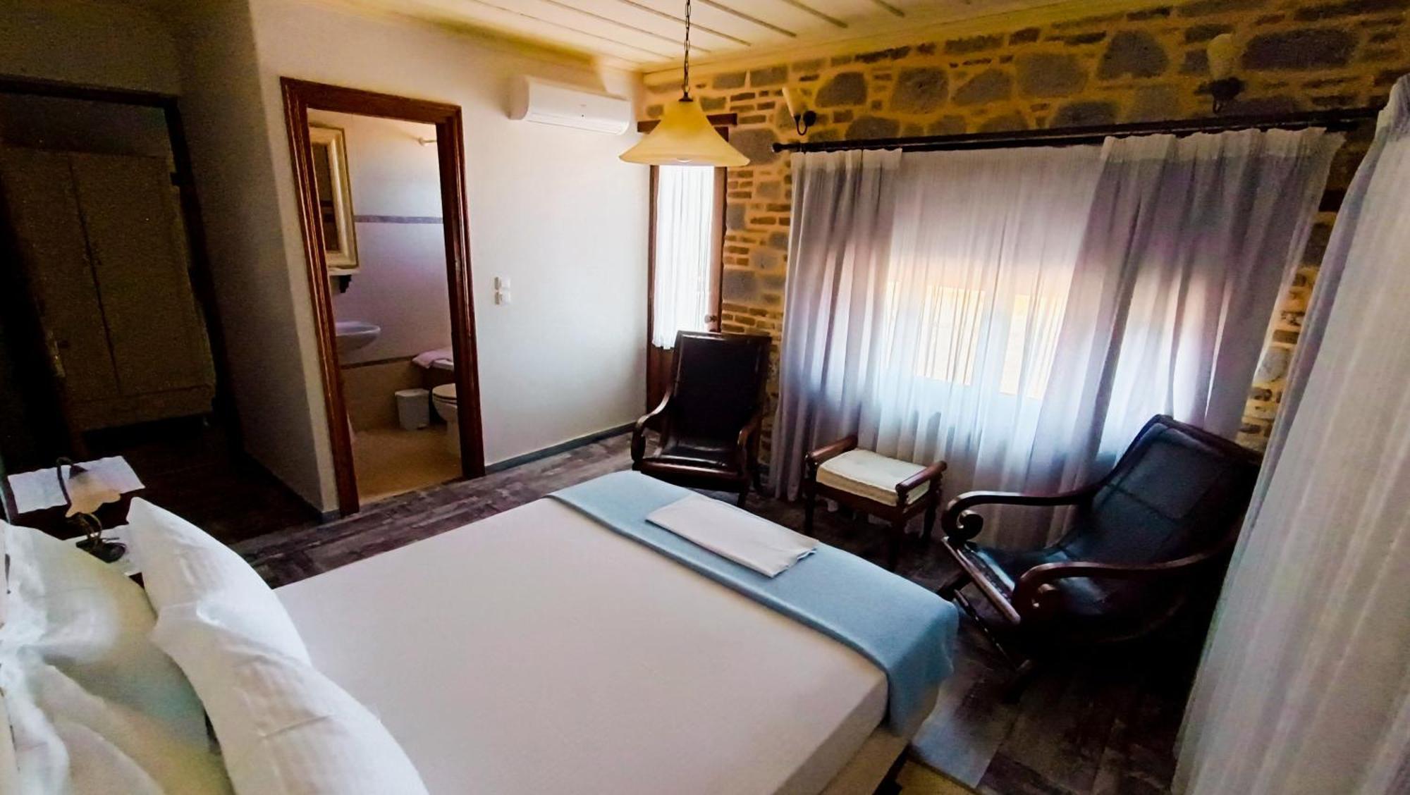Lesvos Tower House Komninos Sígrion Екстериор снимка