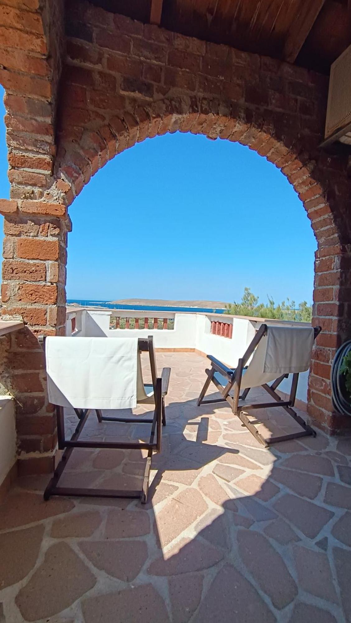 Lesvos Tower House Komninos Sígrion Екстериор снимка