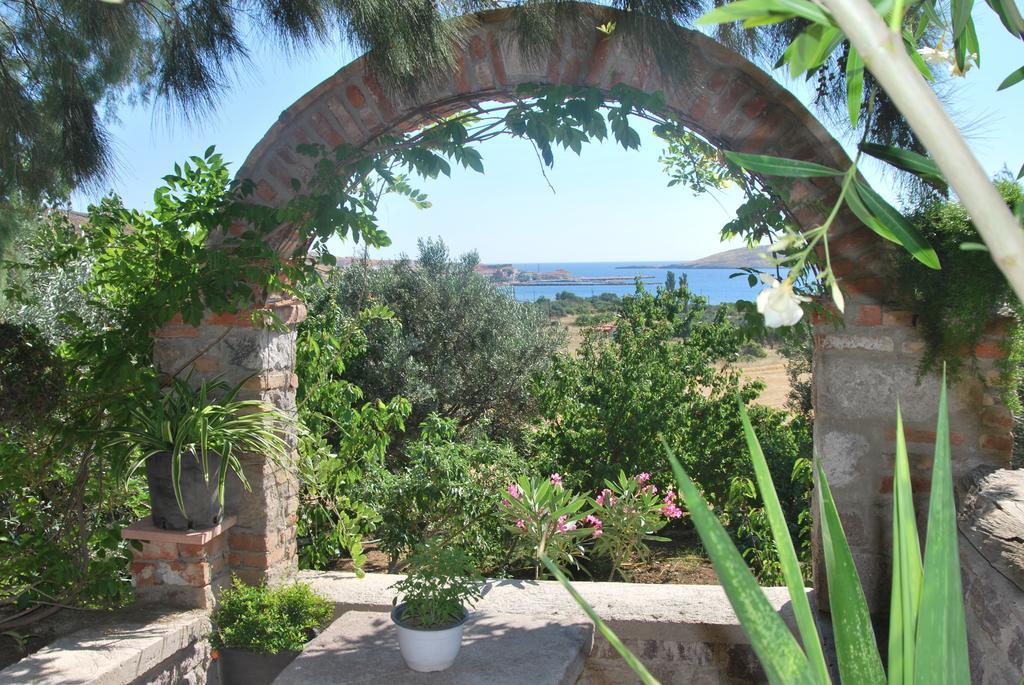 Lesvos Tower House Komninos Sígrion Екстериор снимка