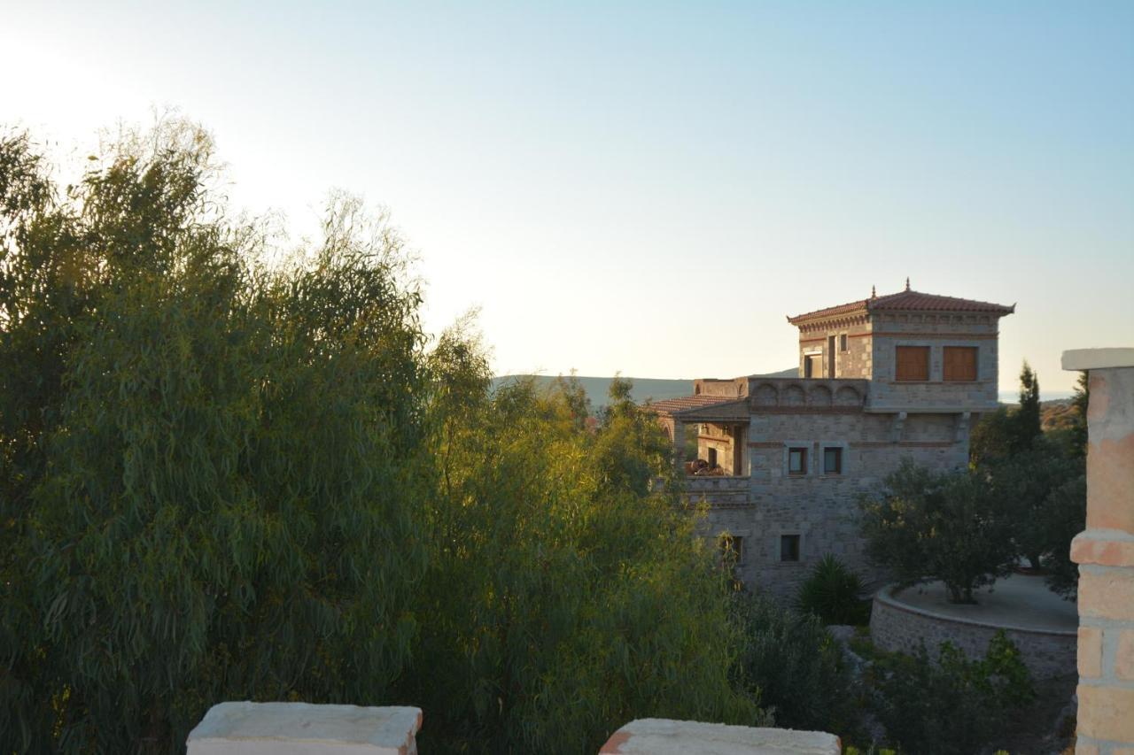 Lesvos Tower House Komninos Sígrion Екстериор снимка